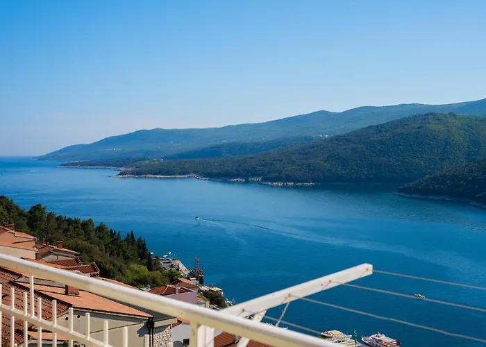 Pretty And Comfort, 1bdr App,great Sea View,wifi,41 *